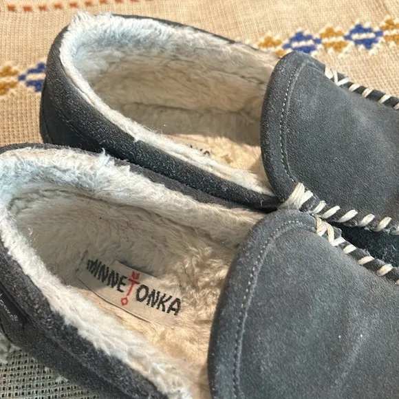Minnetonka Grey Tilden Moccasins Size 9