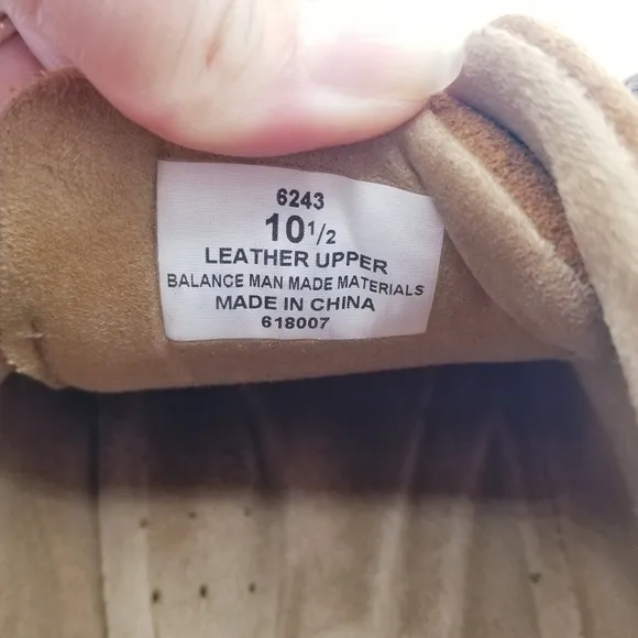 Minnetonka Leather Suede Chukka Boot Moccasins size 10.5