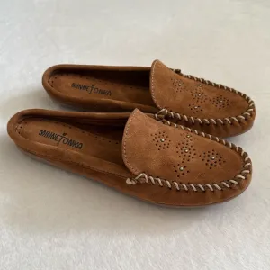 Minnetonka | Leila Suede Leather Moccasins Mule Slides 433S Dusty Brown (10)