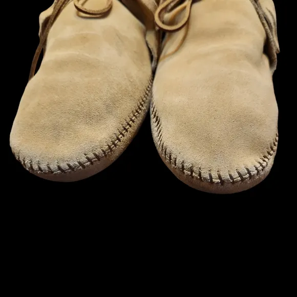 Minnetonka Moccasins Classic Fringe Booties Size 11