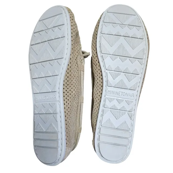 Minnetonka Moccasins Perforated Leather Ballet Flats Loafers