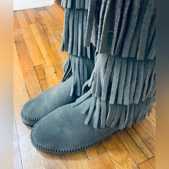 MINNETONKA Moccasins Tall Fringe Leather Boots
