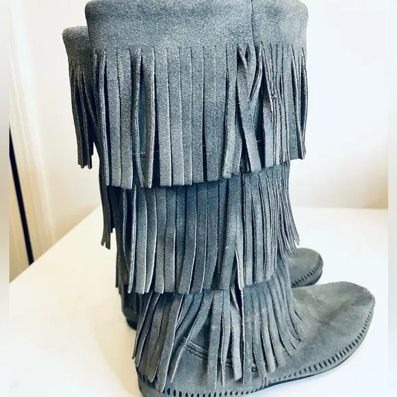 MINNETONKA Moccasins Tall Fringe Leather Boots