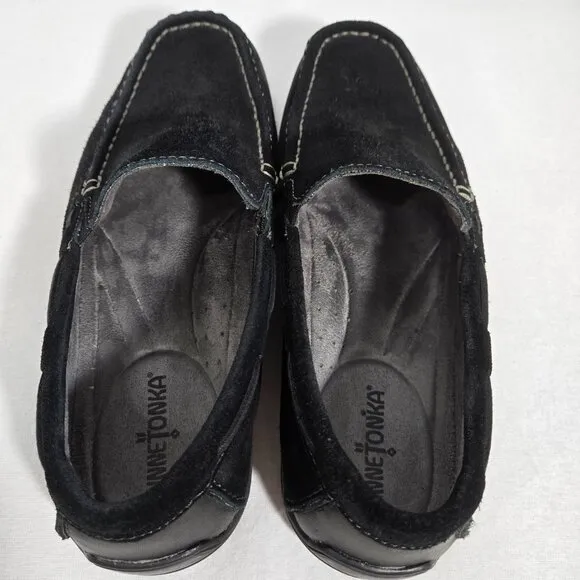 MINNETONKA Old Money BLACK Suede Leather Mocs Loafers Penny Driver Men's Size 9.
