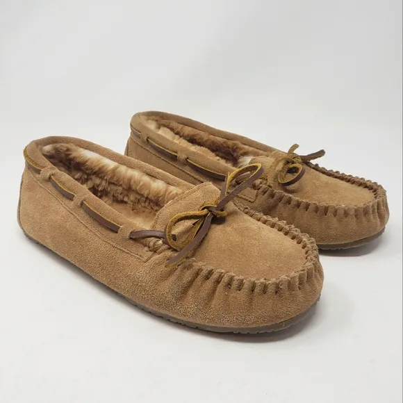 Minnetonka Tan Suede Leather Moccasins Womens Size 10 Slip On Leather Tie Front