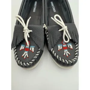 Minnetonka Thunderbird Leather Boat Moccasin Navy 9.5