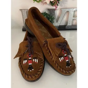 Minnetonka Women's Leather Moccasin W/ Thunderbird Beading Shoes Flats Sz 6 NWOB
