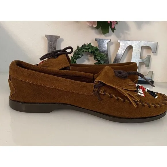 Minnetonka Women's Leather Moccasin W/ Thunderbird Beading Shoes Flats Sz 6 NWOB