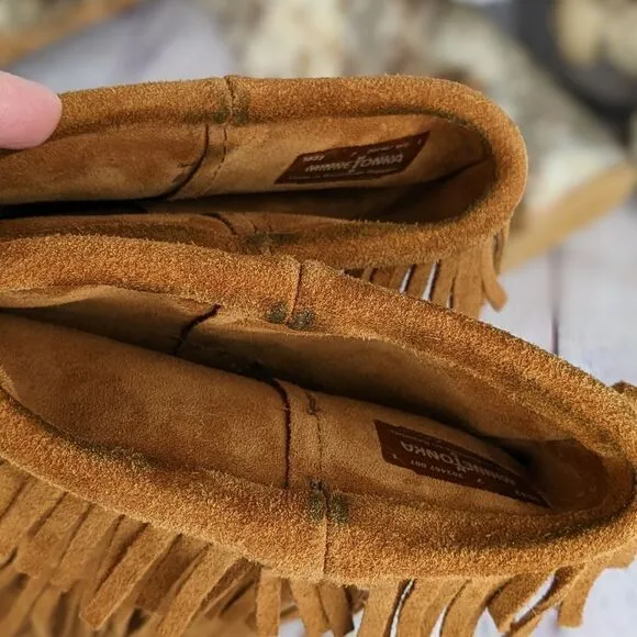 Minnetonka 3-Layer Fringe Boots
