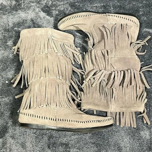 Minnetonka Moccasins Boho FRINGE Suede Leather Tall Boots Gray Size 8