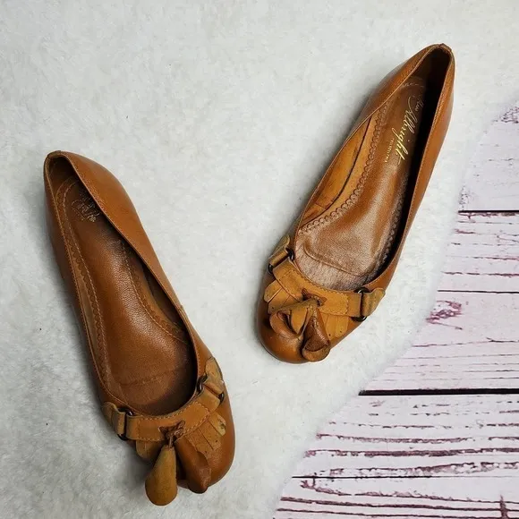 Miss Albright by Anthropologie Rosette Tassel Flats Tan Size 7.5