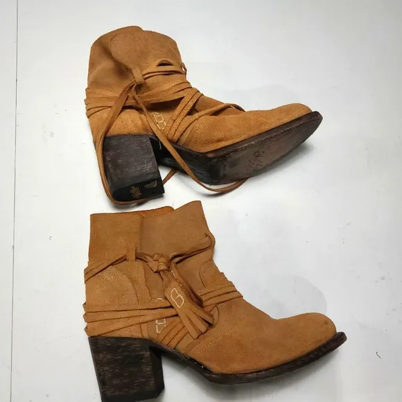 MISS MACIE Tan Leather Ankle Boots Women's 11M