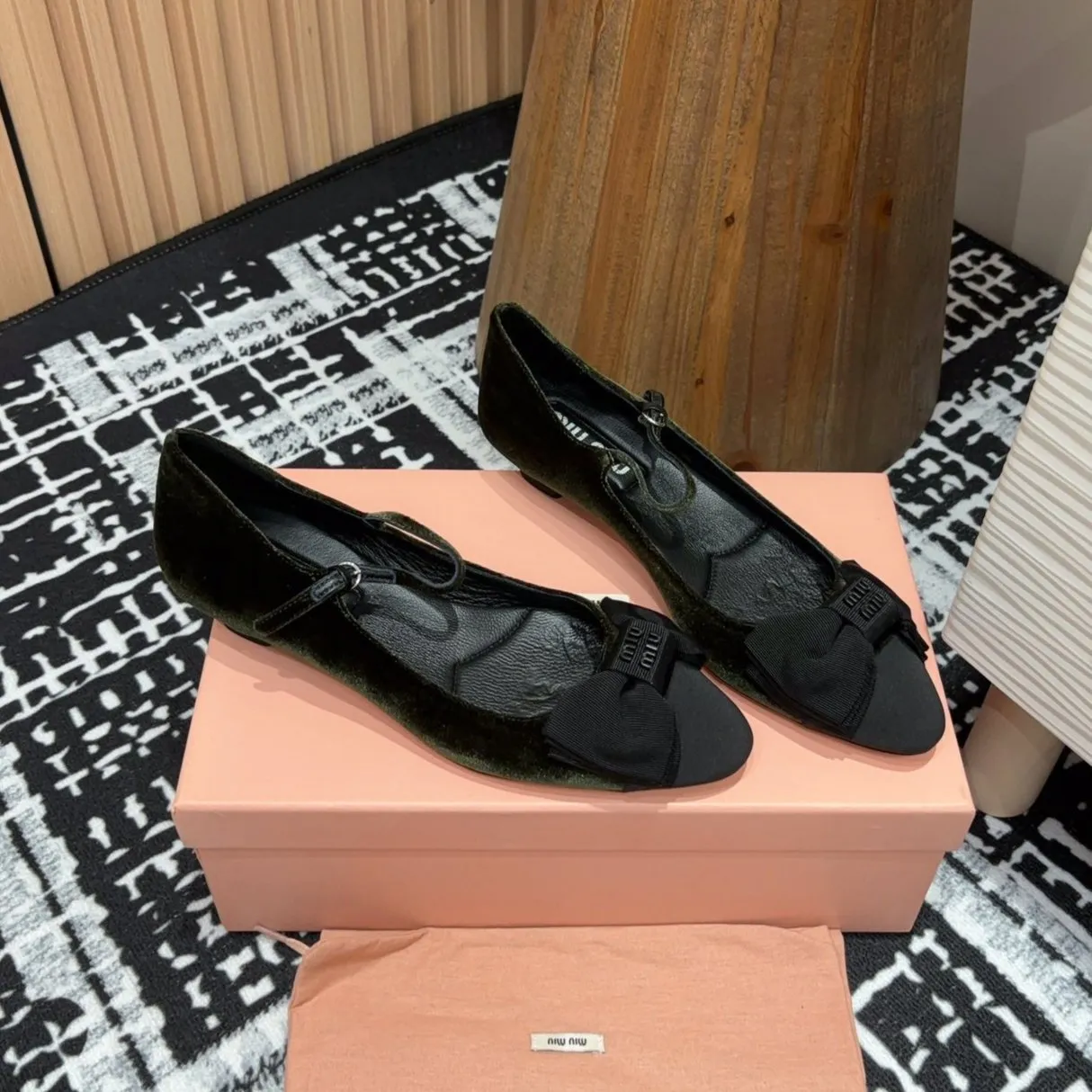 Miu Mary Jane  Dark Green And Black Velvet