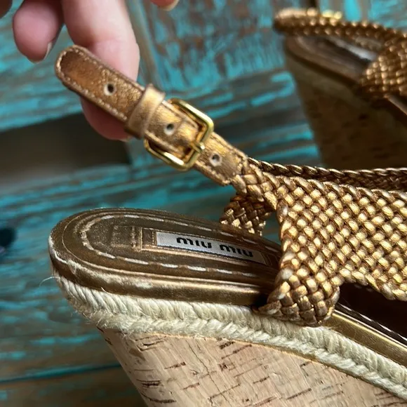Miu Miu Leather Metallic Gold/Bronze Strappy Espadrille Sandals Cork Size 37