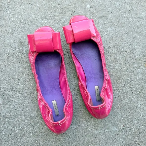 Miu Miu Patent Leather Ballet Flats Pink womens size 38