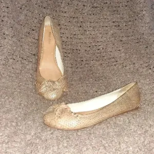MIU MIU-PRADA Gold/Tan Snakeskin Leather Flats-Bow