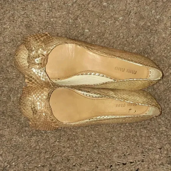 MIU MIU-PRADA Gold/Tan Snakeskin Leather Flats-Bow