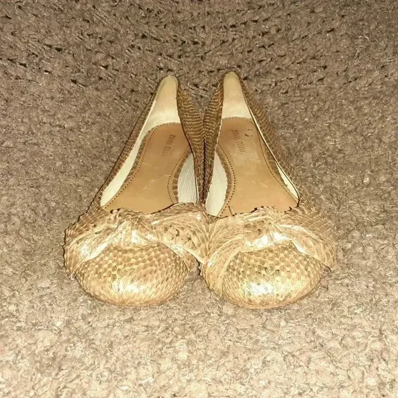 MIU MIU-PRADA Gold/Tan Snakeskin Leather Flats-Bow