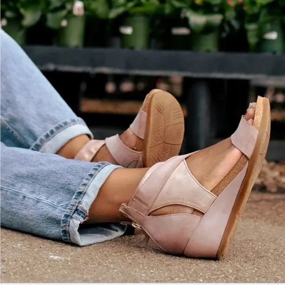 Miz Mooz Molly Pink Metallic Leather Cross Ankle Strap Wedge Sandals EU 39