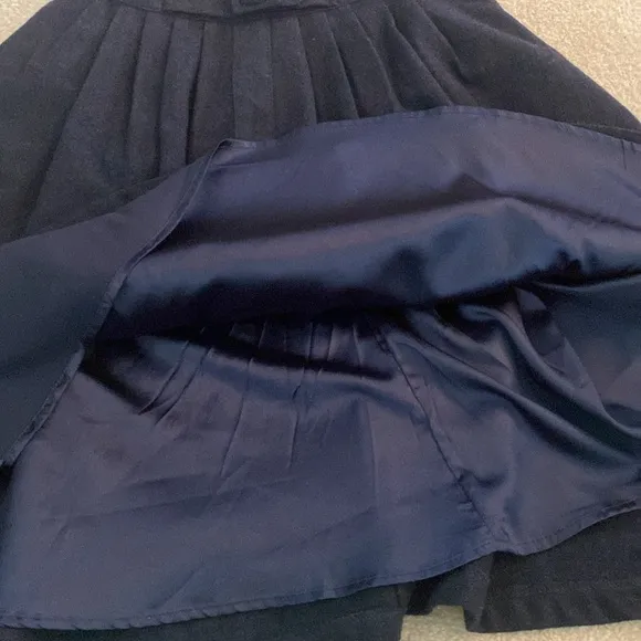 Mod cloth medium wool blend skirt