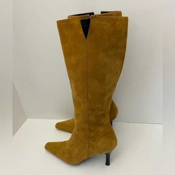 Moda Spana mustard yellow women’s 3” inch heeled boots size 6M.