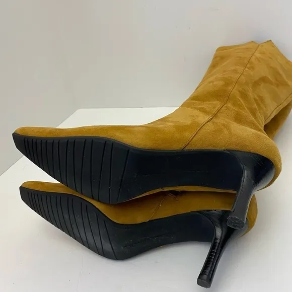 Moda Spana mustard yellow women’s 3” inch heeled boots size 6M.