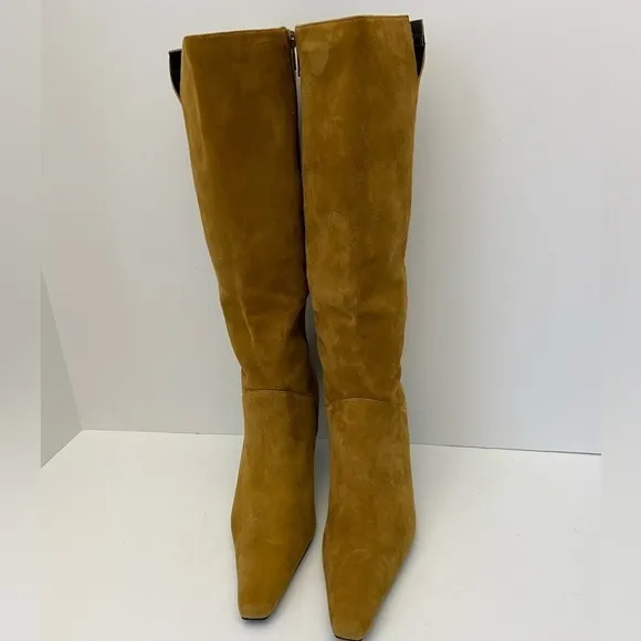 Moda Spana mustard yellow women’s 3” inch heeled boots size 6M.