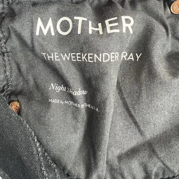 Mother Jeans Women 26 Black The Weekender Fray Night Shadow Raw Hem Mid Rise