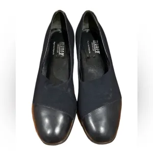 Munro American -Black Micro Patent Leather vintage loafer -Size 10