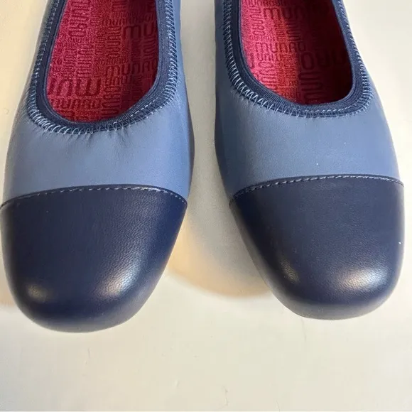 Munro Danielle Blue Leather Flats Size 11