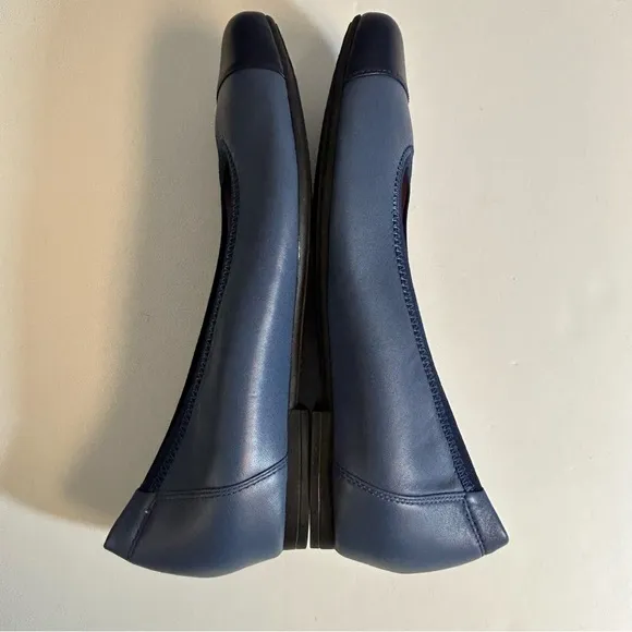 Munro Danielle Blue Leather Flats Size 11