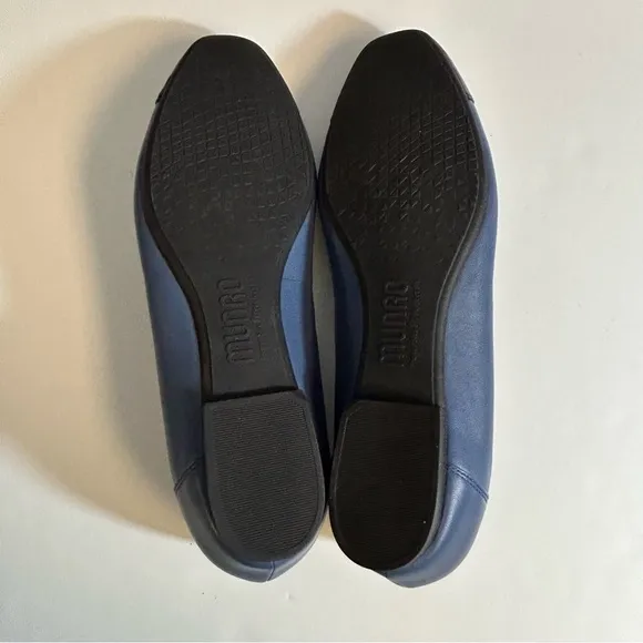 Munro Danielle Blue Leather Flats Size 11