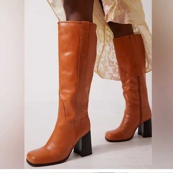 Naomi Tall heeled boots