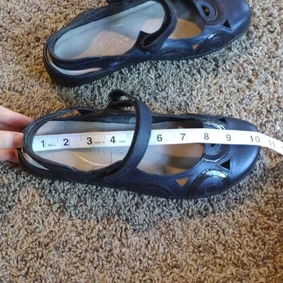 Naot Women's Size 8 Polar Sea Leather Rongo Adjustable Velcro Mary Jane Flats