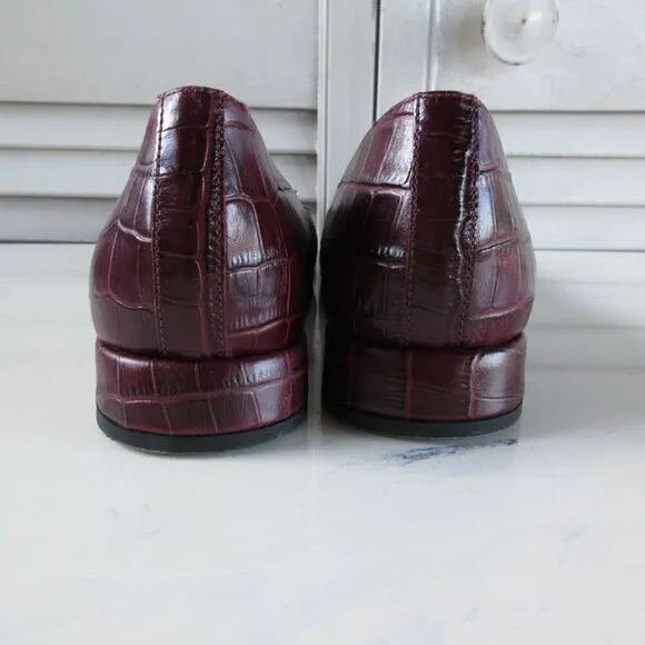 Napoleoni Leather Maroon, Bordeaux Color, gold buckle Italian Flats Size 8.5
