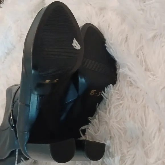 NATURALIZER Black Buckle Strap platform Wide Calf high heel leather boots