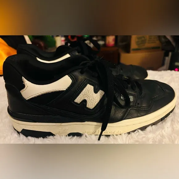 New Balance Black &amp; White 550 Panda Size 8.5