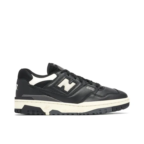 New Balance Black &amp; White 550 Panda Size 8.5