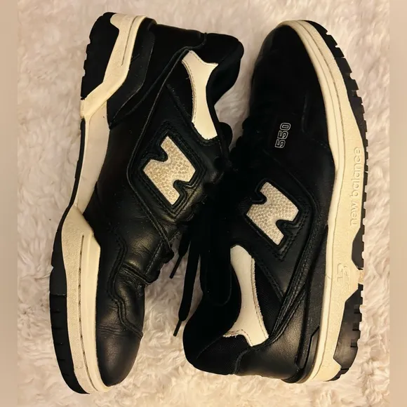 New Balance Black &amp; White 550 Panda Size 8.5