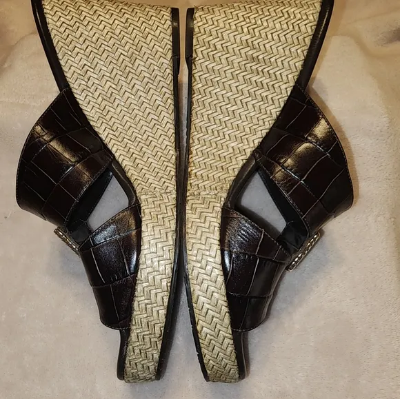 New Brighton &quot;Devon&quot; Espadrille Slip-On Heels Wedges Dark Brown Genuine Leather