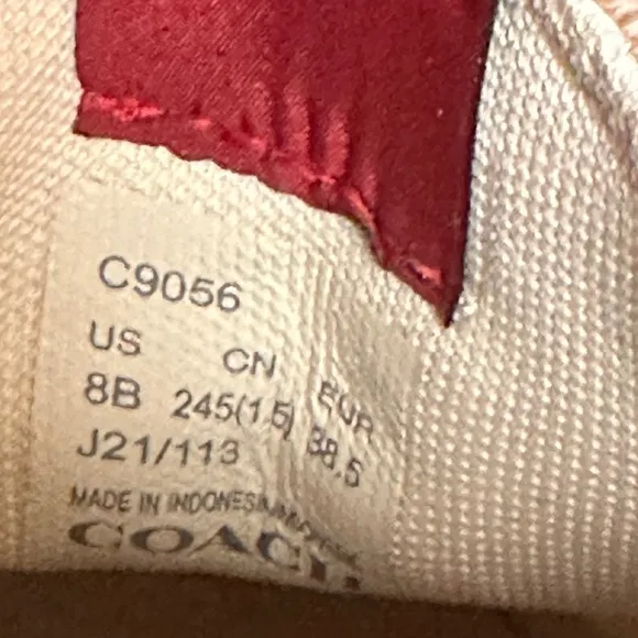 🌸NEW COACH Logo Heart ❤️ Print Leather Lace up Sneakers Sz 8 Without box Womens