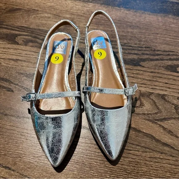New Dolce Vita Silver Leather Sling Back Flats 6