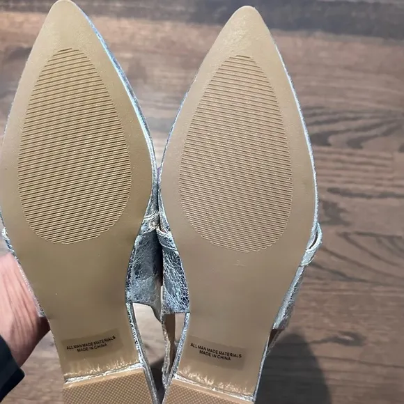 New Dolce Vita Silver Leather Sling Back Flats 6