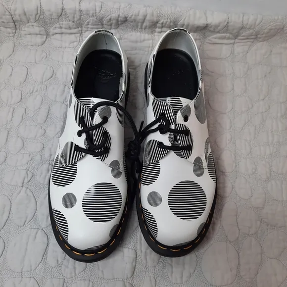 New Dr Martens 26877 Polka Dot Smooth Leather Oxford Shoes