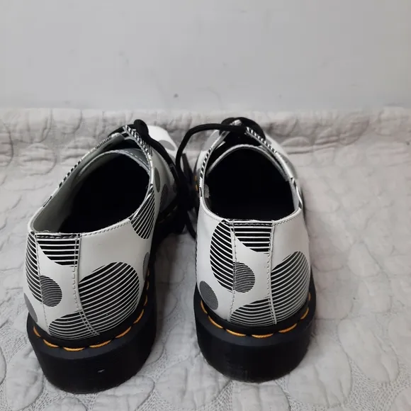 New Dr Martens 26877 Polka Dot Smooth Leather Oxford Shoes