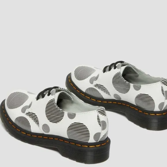 New Dr Martens 26877 Polka Dot Smooth Leather Oxford Shoes