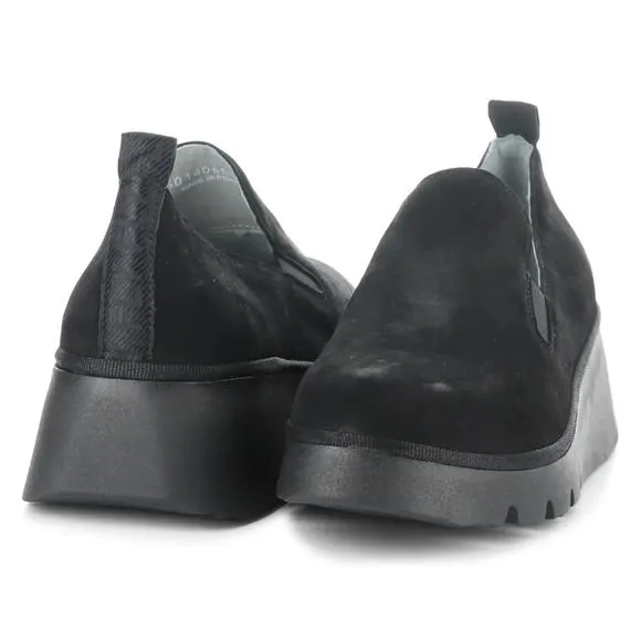 NEW FLY LONDON women's pece wedge shoe in black