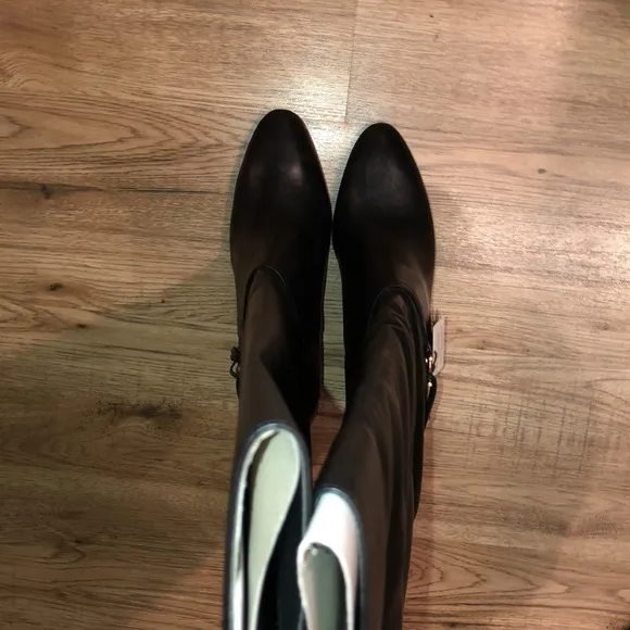 NEW!! HP 🥳🥳🥳 Zara Tall Heeled Knee Boots