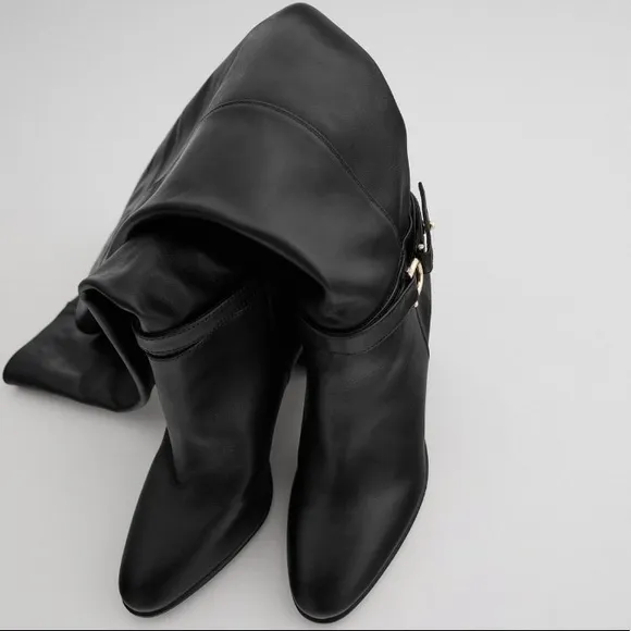 NEW!! HP 🥳🥳🥳 Zara Tall Heeled Knee Boots