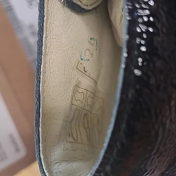 New in box! Naturino Milky black patent leather shoes Toddler size 9.5